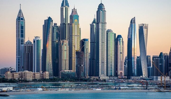 Dubai Marina skyline representing the UAE free zone market Russian entrepreneurs are relocating businesses to in 2026