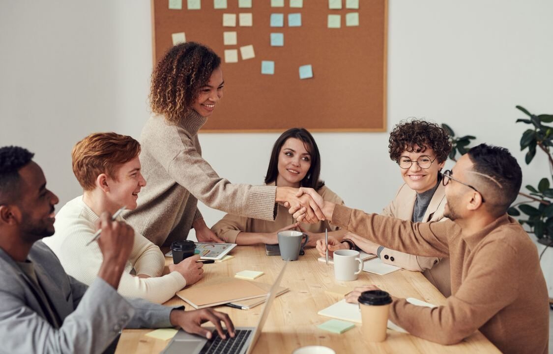 UAE free zone for women entrepreneurs 2026 — best zones, licence costs and investor visas