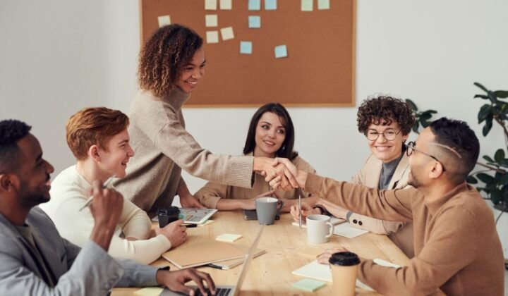 UAE free zone for women entrepreneurs 2026 — best zones, licence costs and investor visas