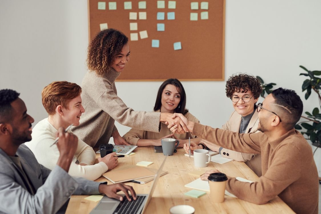 UAE free zone for women entrepreneurs 2026 — best zones, licence costs and investor visas